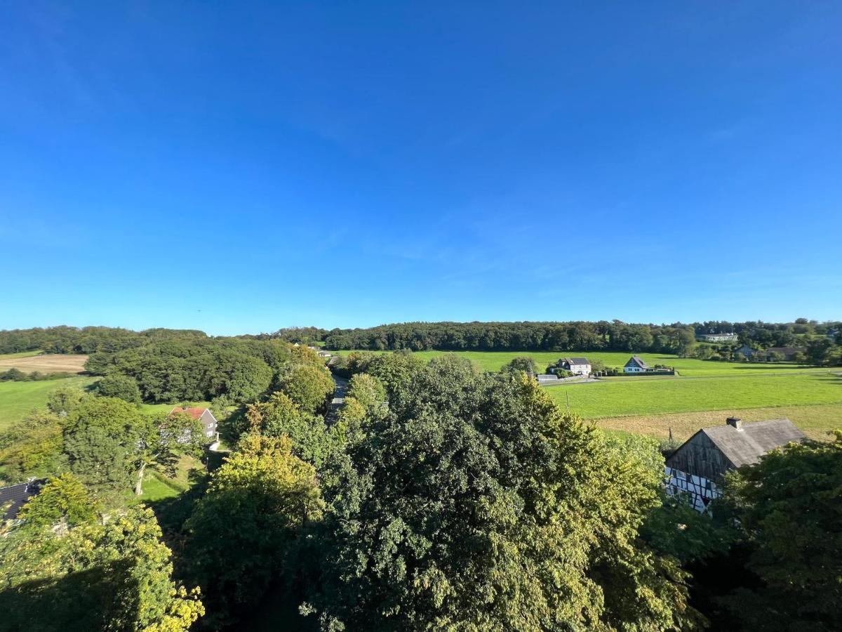 Stilvolles Apartment Mit Laendlichem Ausblick Hattingen Bagian luar foto
